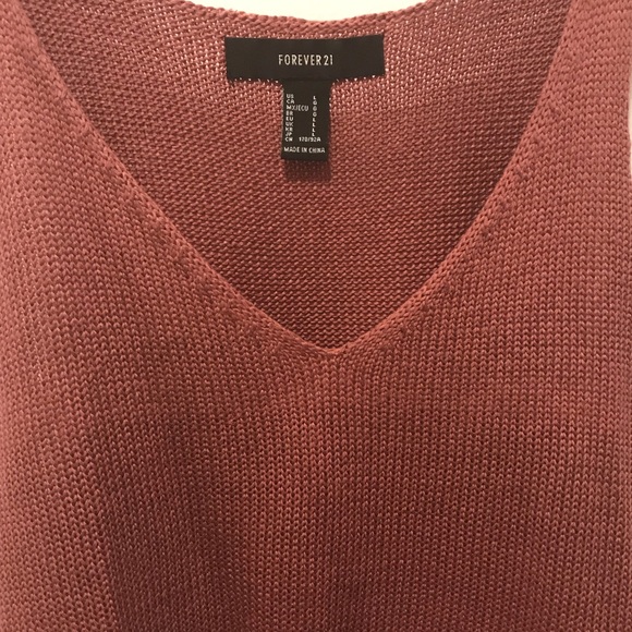 ⚠️Forever 21 Cropped Tank⚠️ - Picture 2 of 3